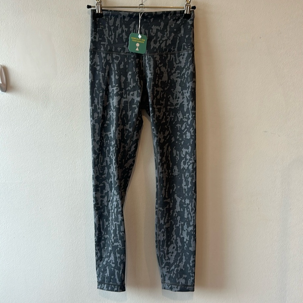 Lululemon Gray Leggings 4